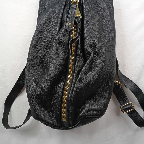 Aimee Kestenberg Tamitha Black Pebbled Leather Center Zip Backpack Gold Hardware - Picture 8 of 10